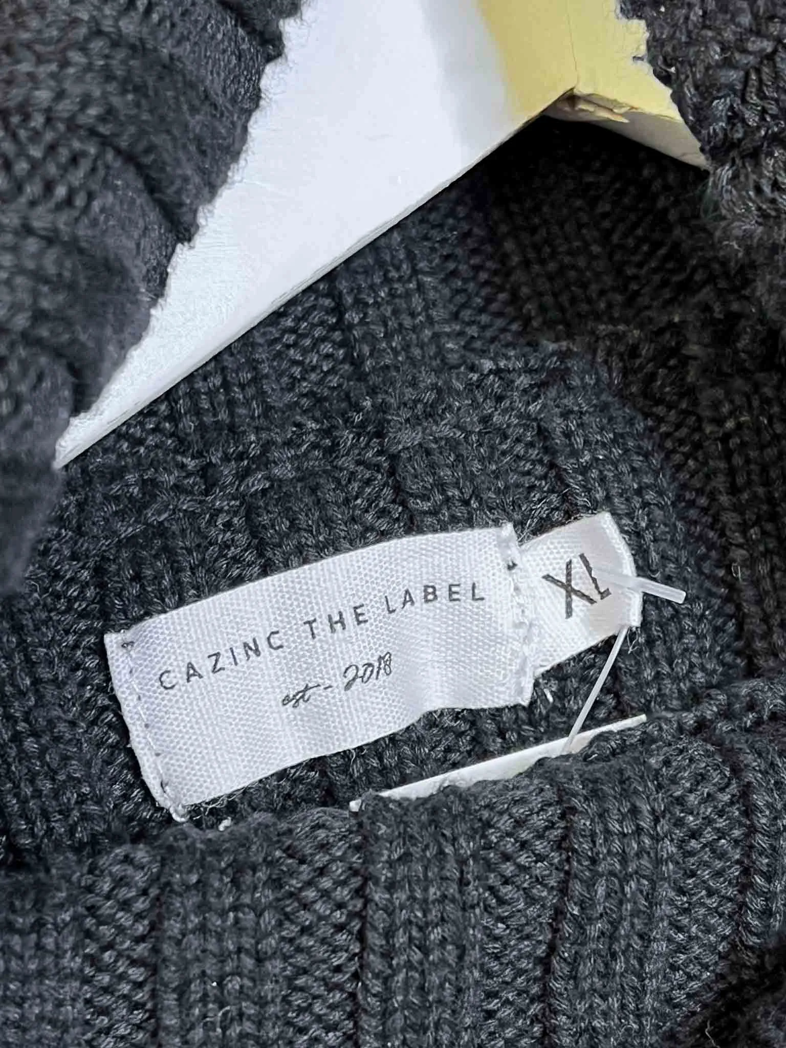 Size XL | Cazinc the Label Cutout Ribbed Jumper