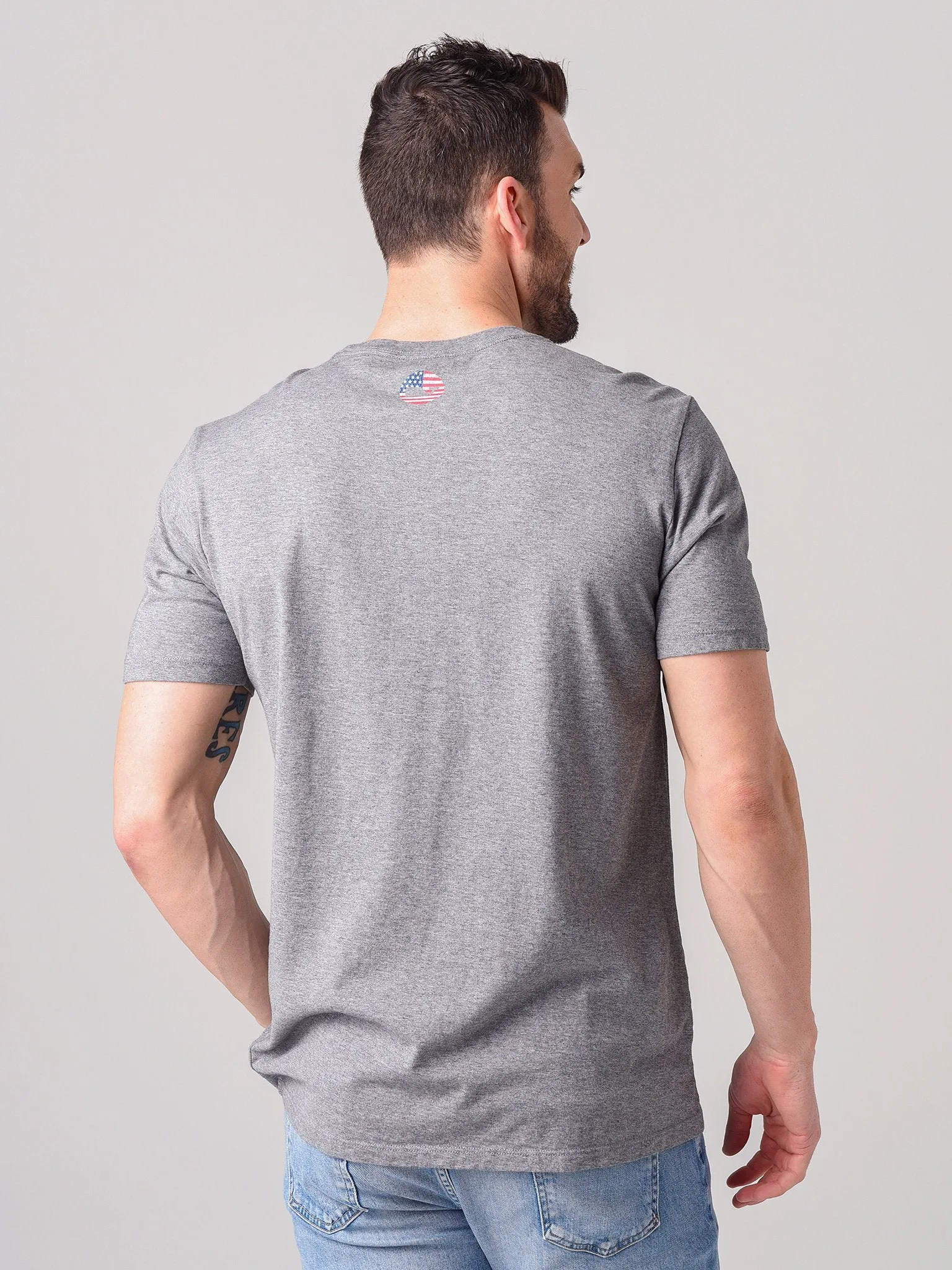 Vineyard Vines Short Sleeve USA Tarpon Chest Stripe Tee - Medium Gray Heather
